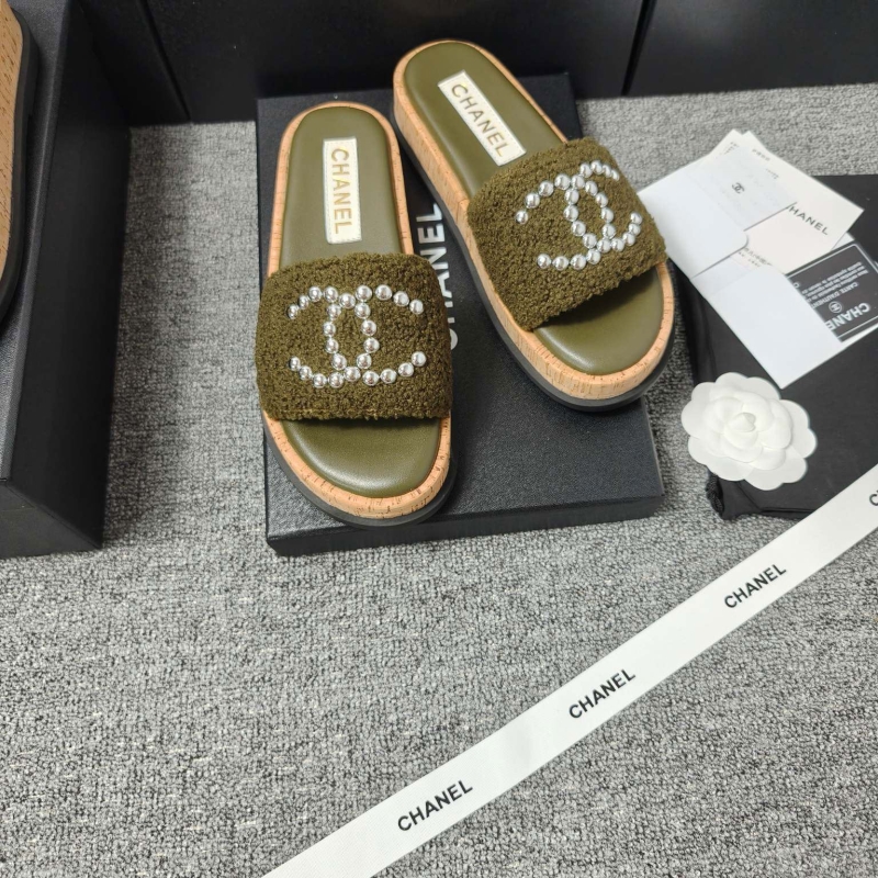 Ch*el slippers